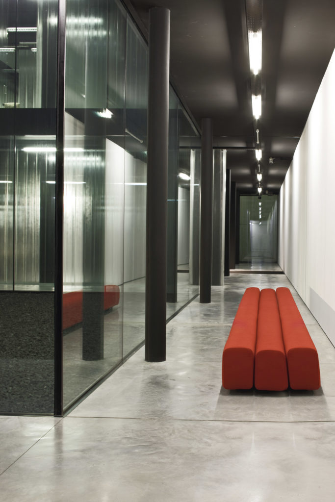 Osaka-loungemeubilair-inkomhal-kantoor (2)