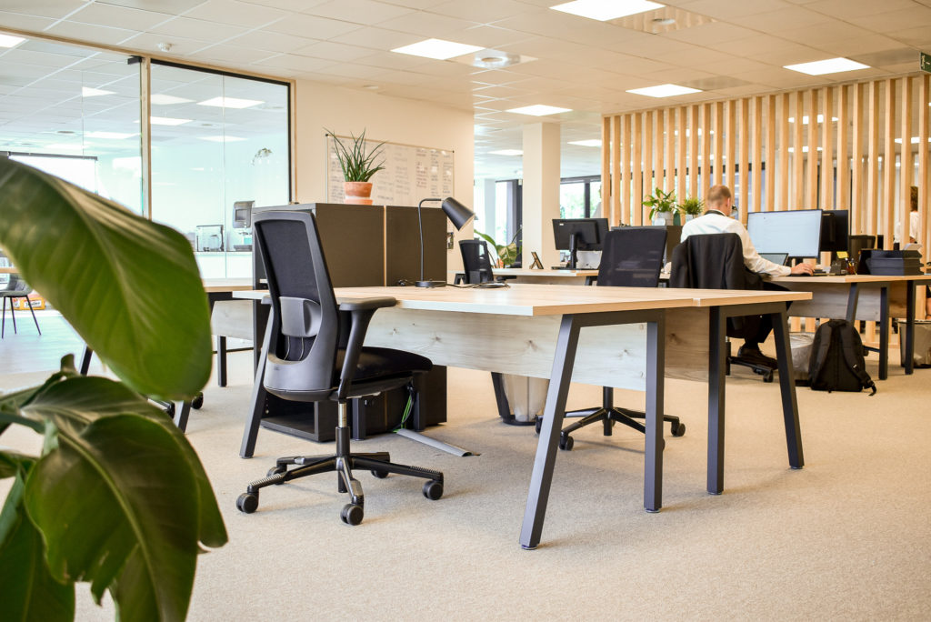 Referentie HAG Futu 1100-S - Conessence Gent - Loff Kantoorinrichting Waregem (9)