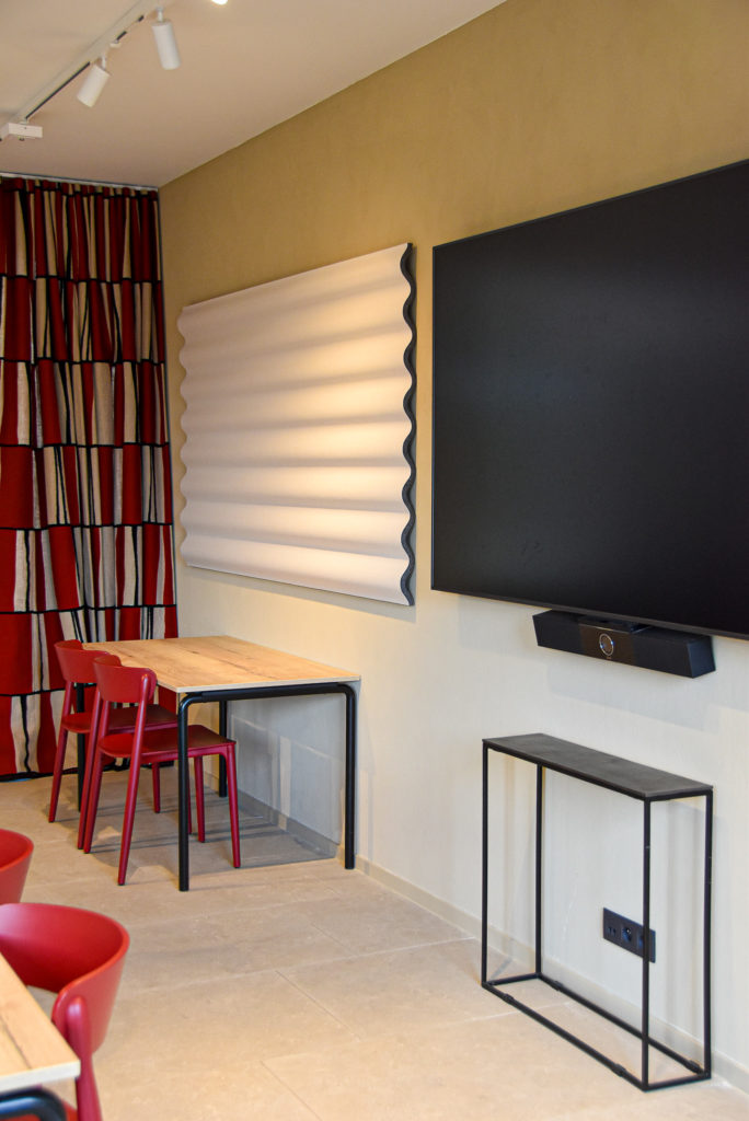 Akoestiek en uitstraling - ref. Hotel T Waregem - Loff Kantoorinrichting (2)