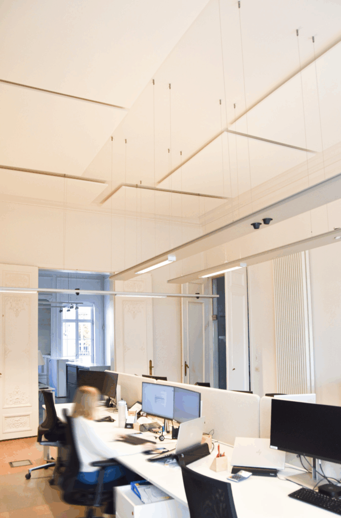 Moderne akoestiek in een oud stadsgebouw - Referentie Aedes - Loff Kantoorinrichting (13)
