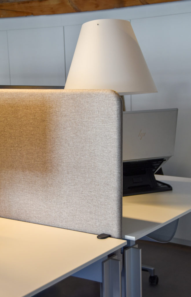 Moderne akoestiek in een oud stadsgebouw - Referentie Aedes - Loff Kantoorinrichting (20)