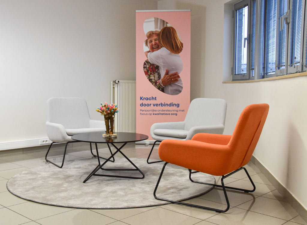 Nieuwe kantoorinrichting als onderdeel van de rebranding bij Connectgroep - Referentie Loff Kantoorinrichting