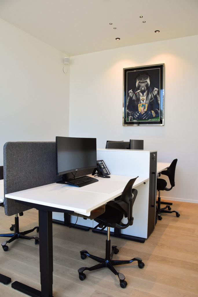 Professionele werkomgeving - Your Home - Referentie Loff Kantoorinrichting Waregem (26)